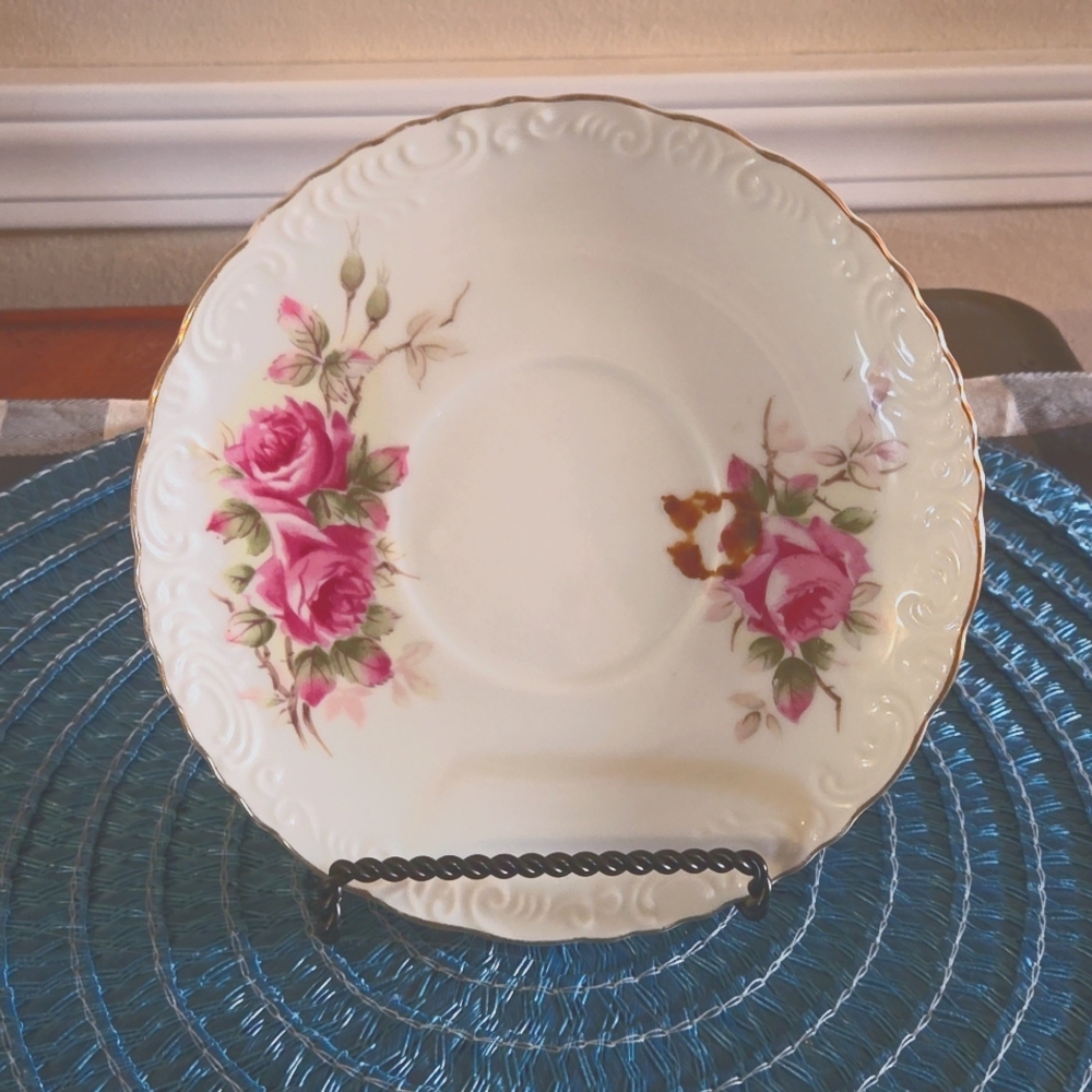 VTG Lefton Saucer